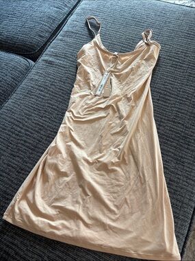 Skims fits everybody slip dress color clay $68 value